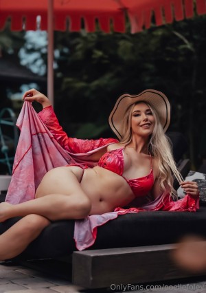 Noelle Foley Photo #99