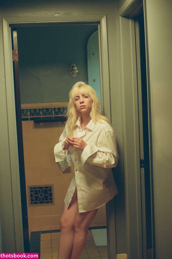 Billie Eilish Photo #97