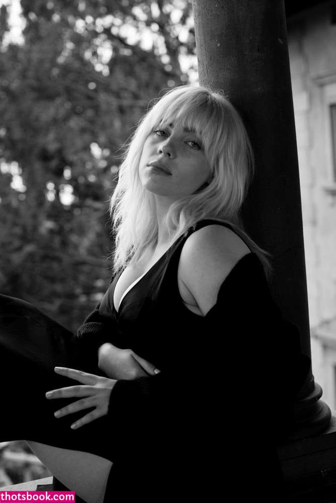 Billie Eilish Photo #159