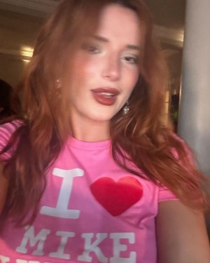 Bella Thorne Photo #354