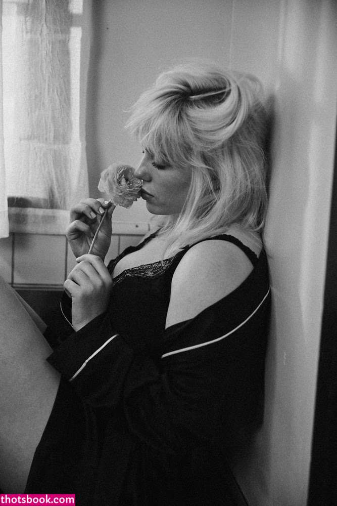 Billie Eilish Photo #176