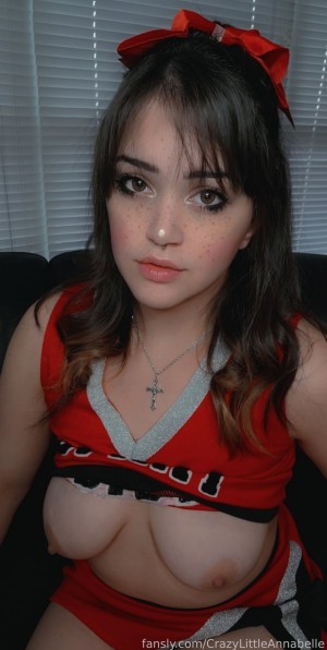 crazylittleannabelle Photo #40