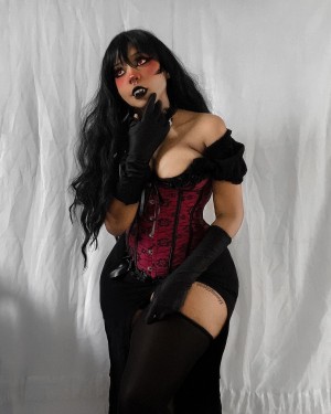 unholyybunnyy Photo #5