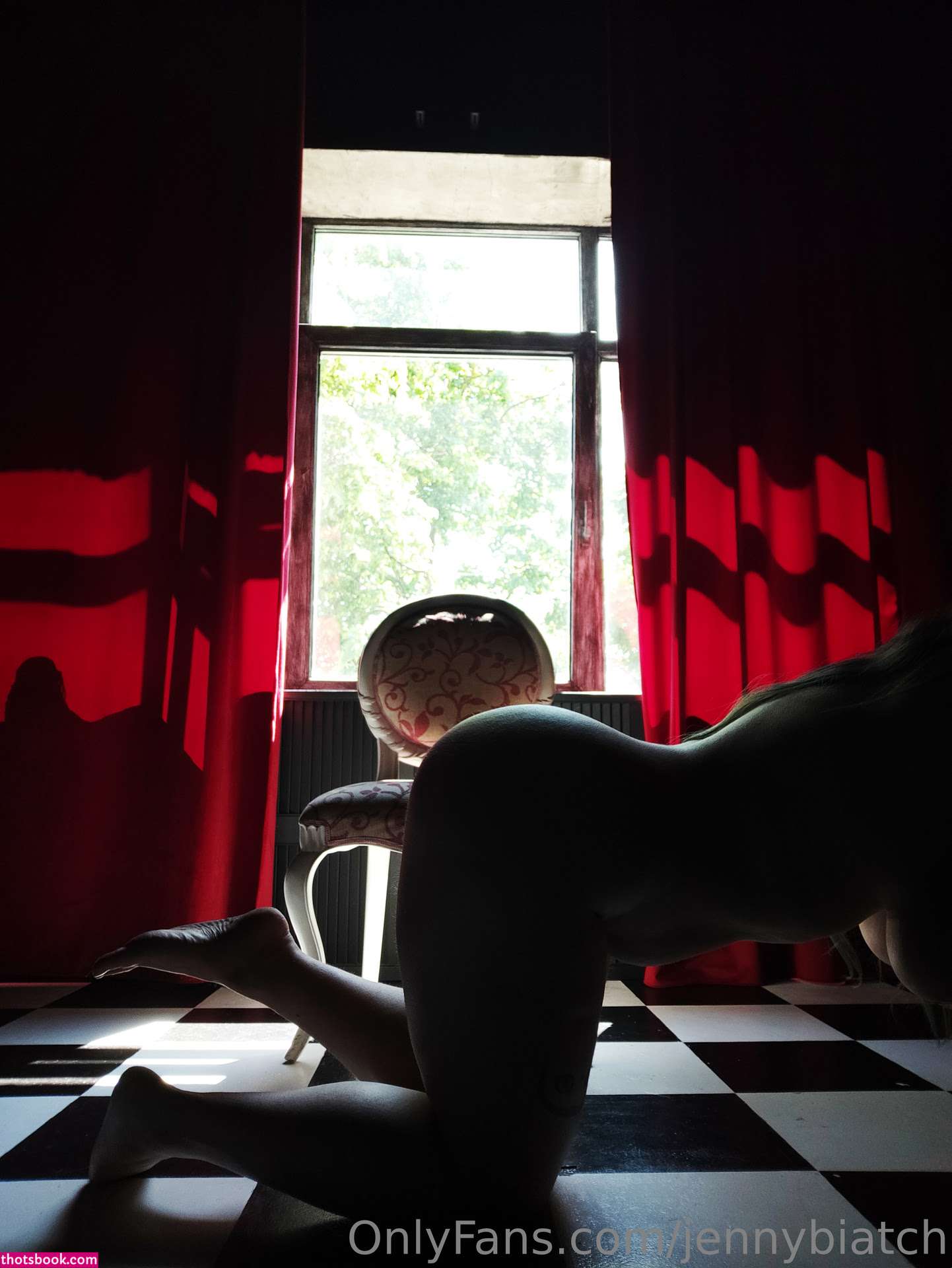 Jennybiatch Photo #13