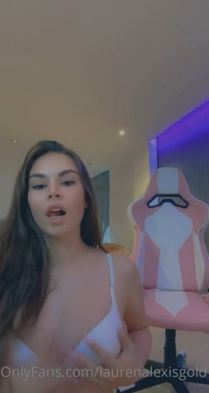 Lauren Alexis Post #161