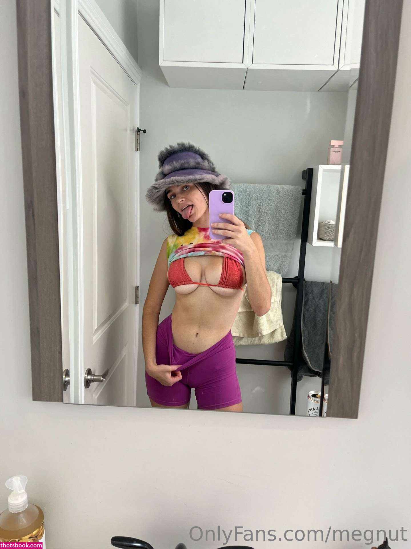 Megan Guthrie Photo #318