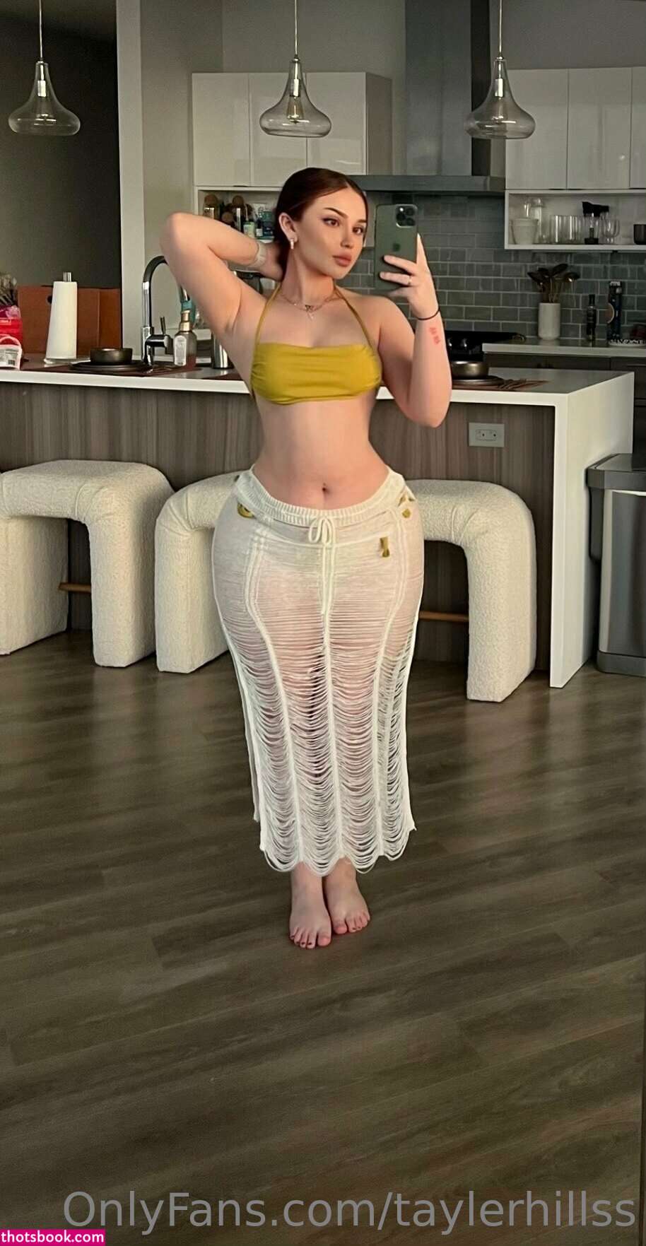 Tayler Hills Photo #126