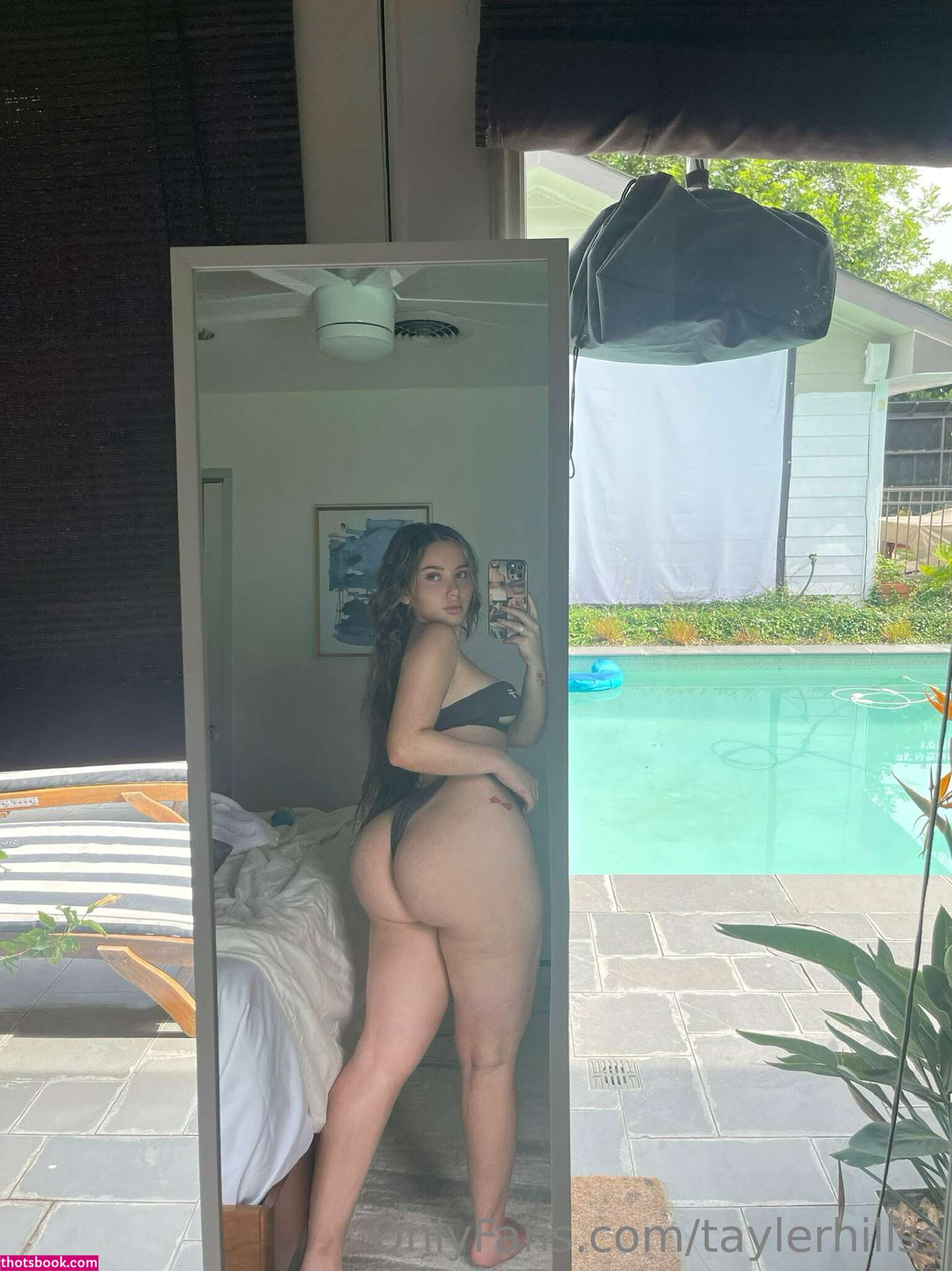 Tayler Hills Photo #196