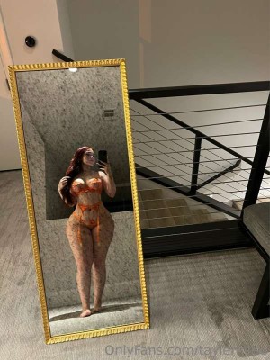 Tayler Hills Photo #222