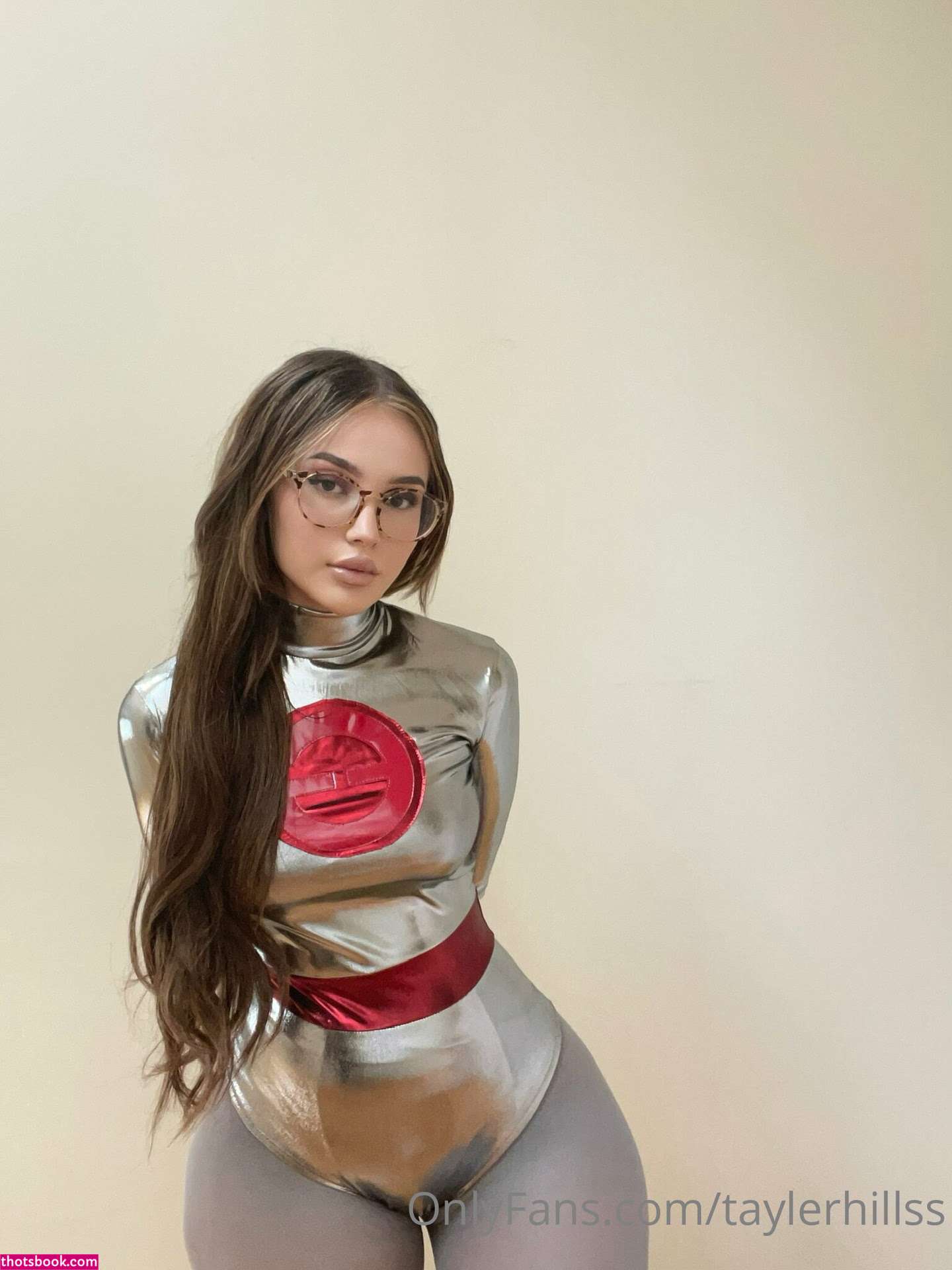 Tayler Hills Photo #255