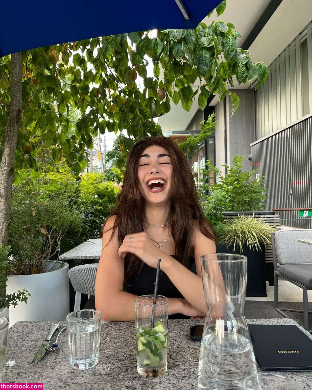 Alexa Mansour Photo #5