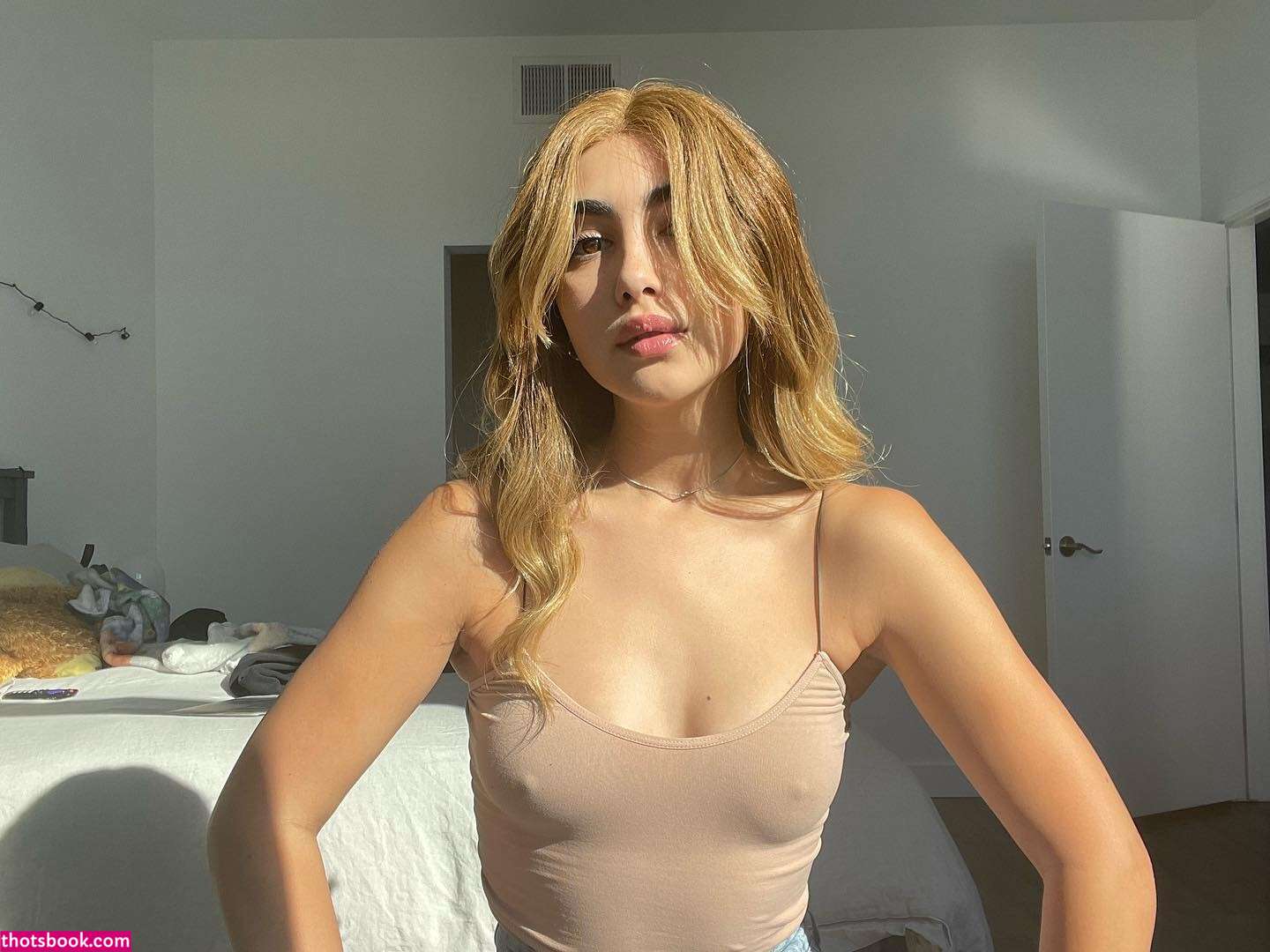 Alexa Mansour Photo #17