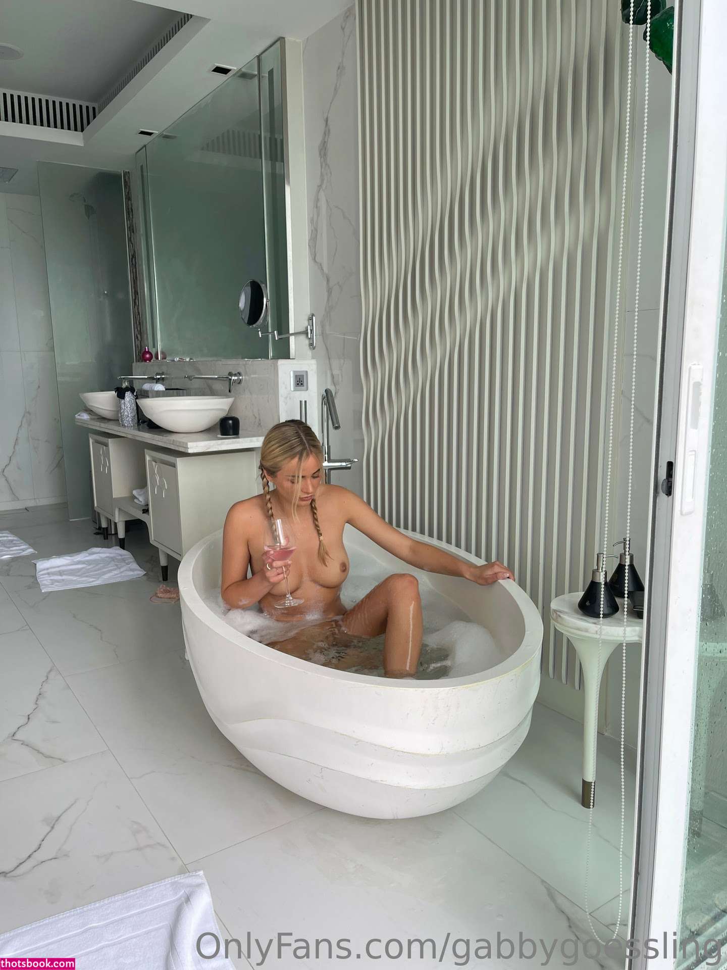 Gabby Goessling Photo #89