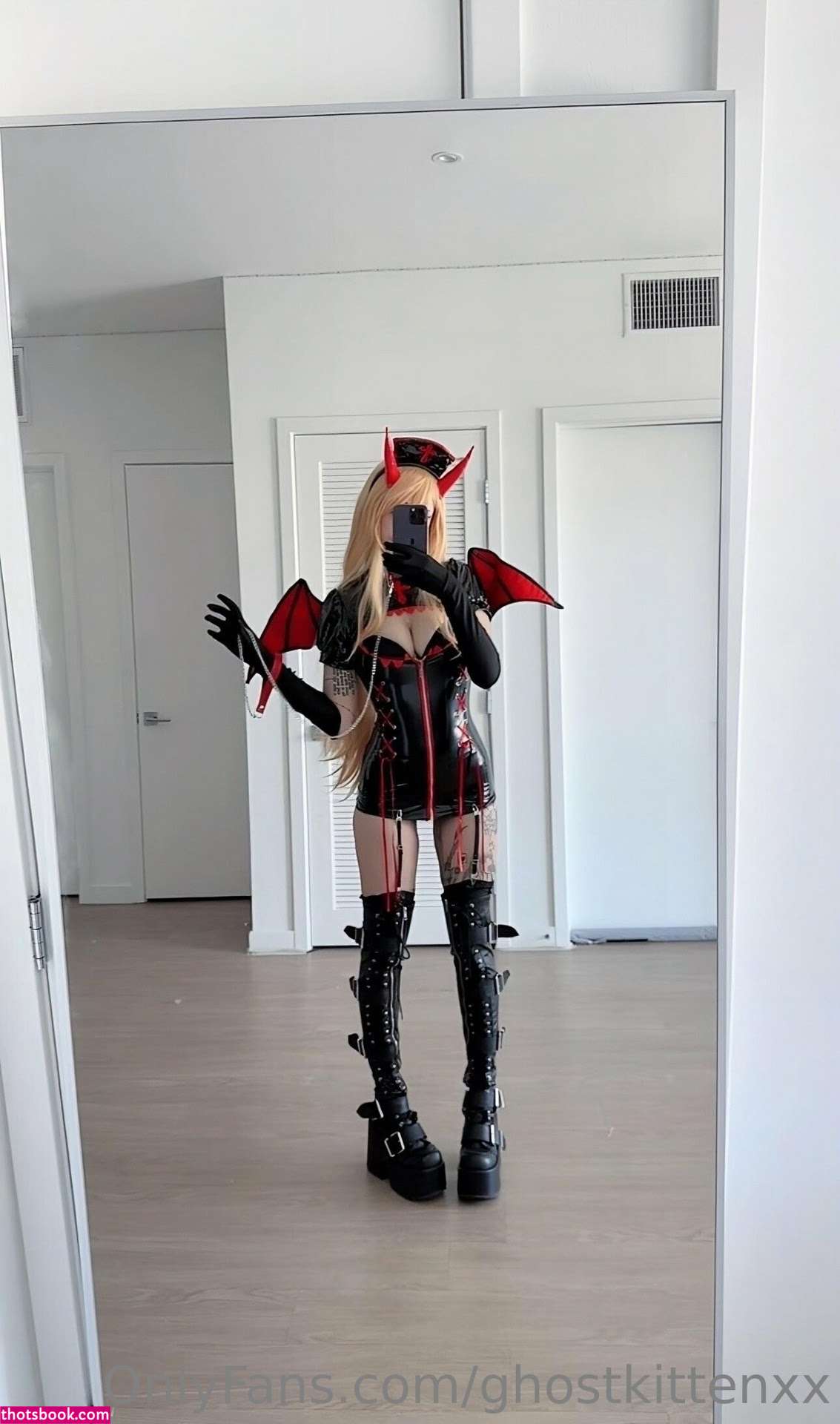 ghostkittenxx Photo #119