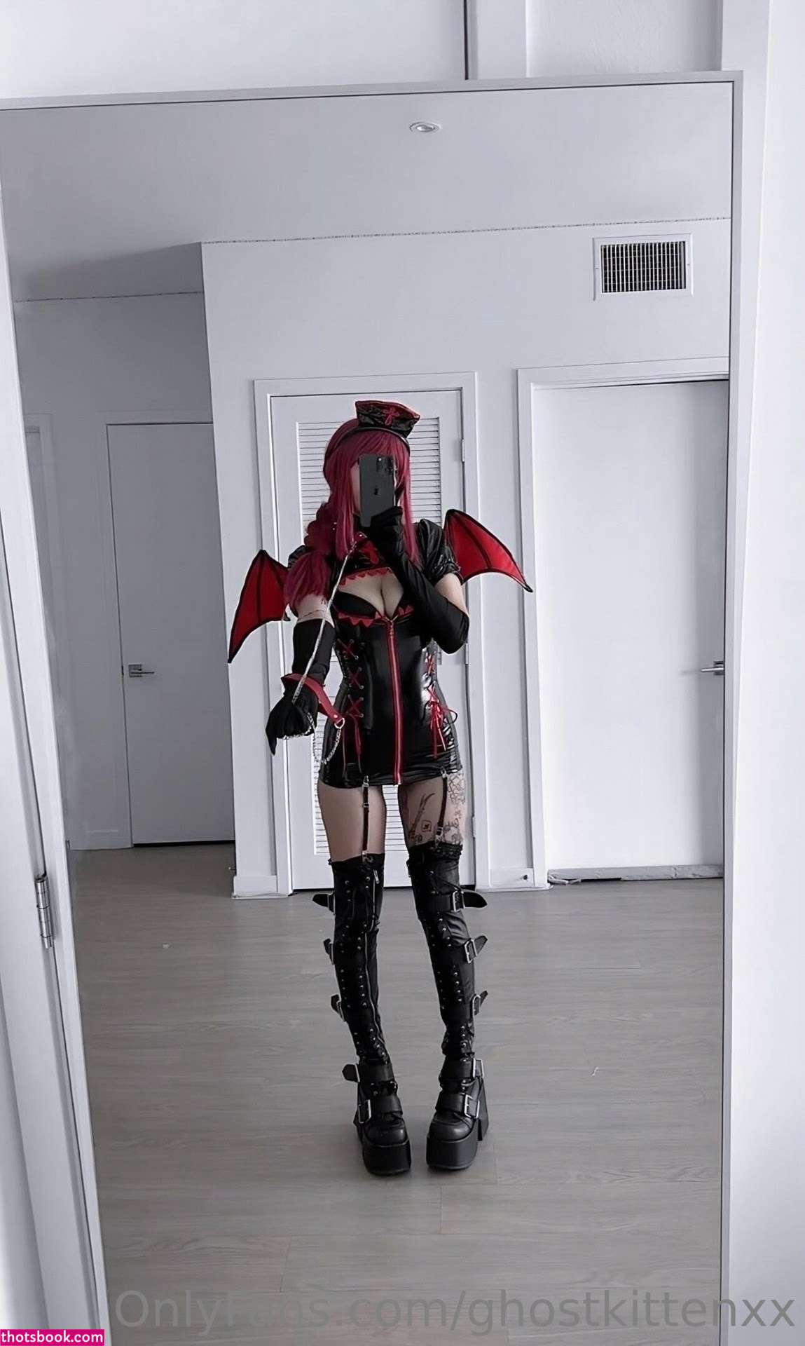 ghostkittenxx Photo #127