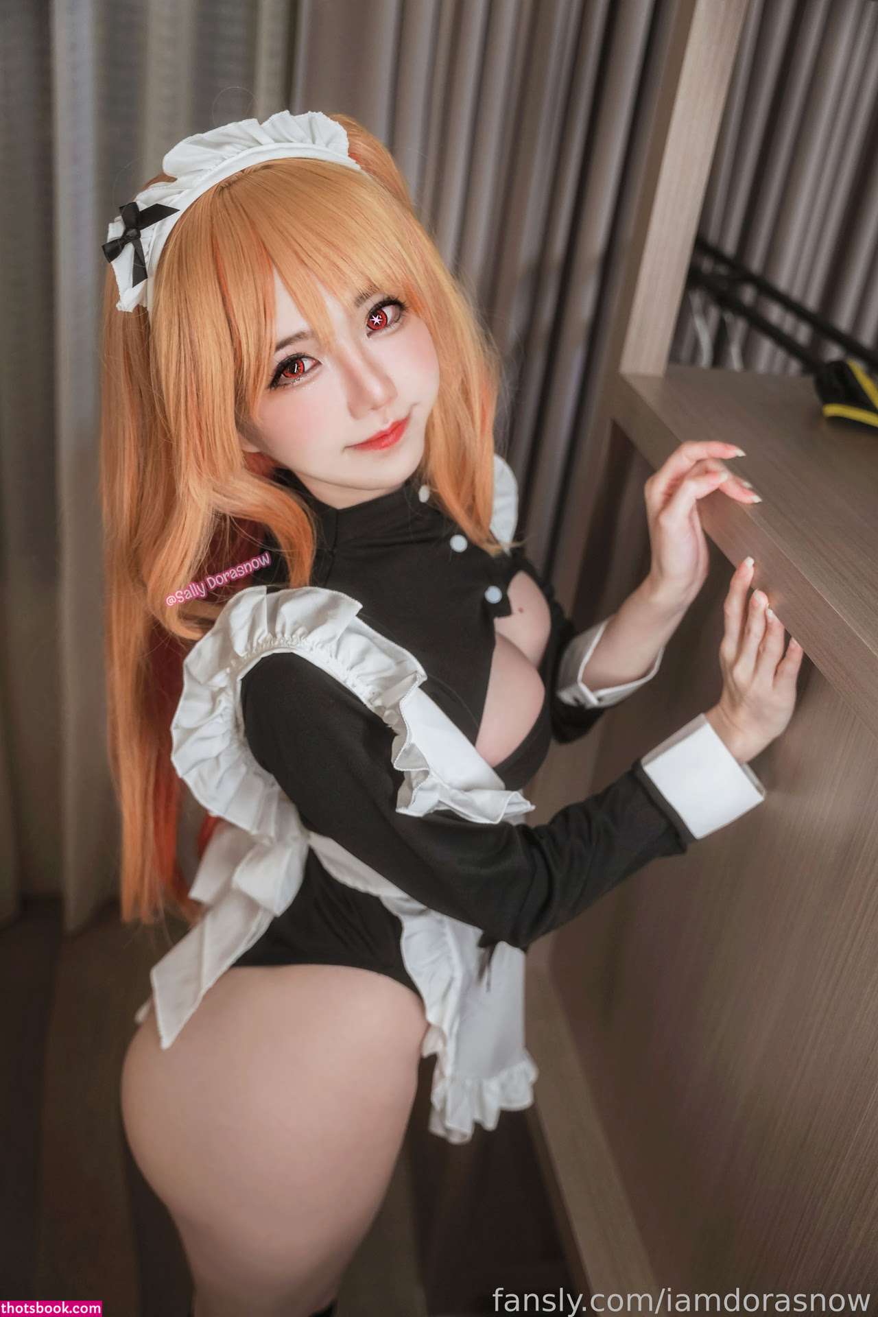 Sally Dorasnow Photo #215