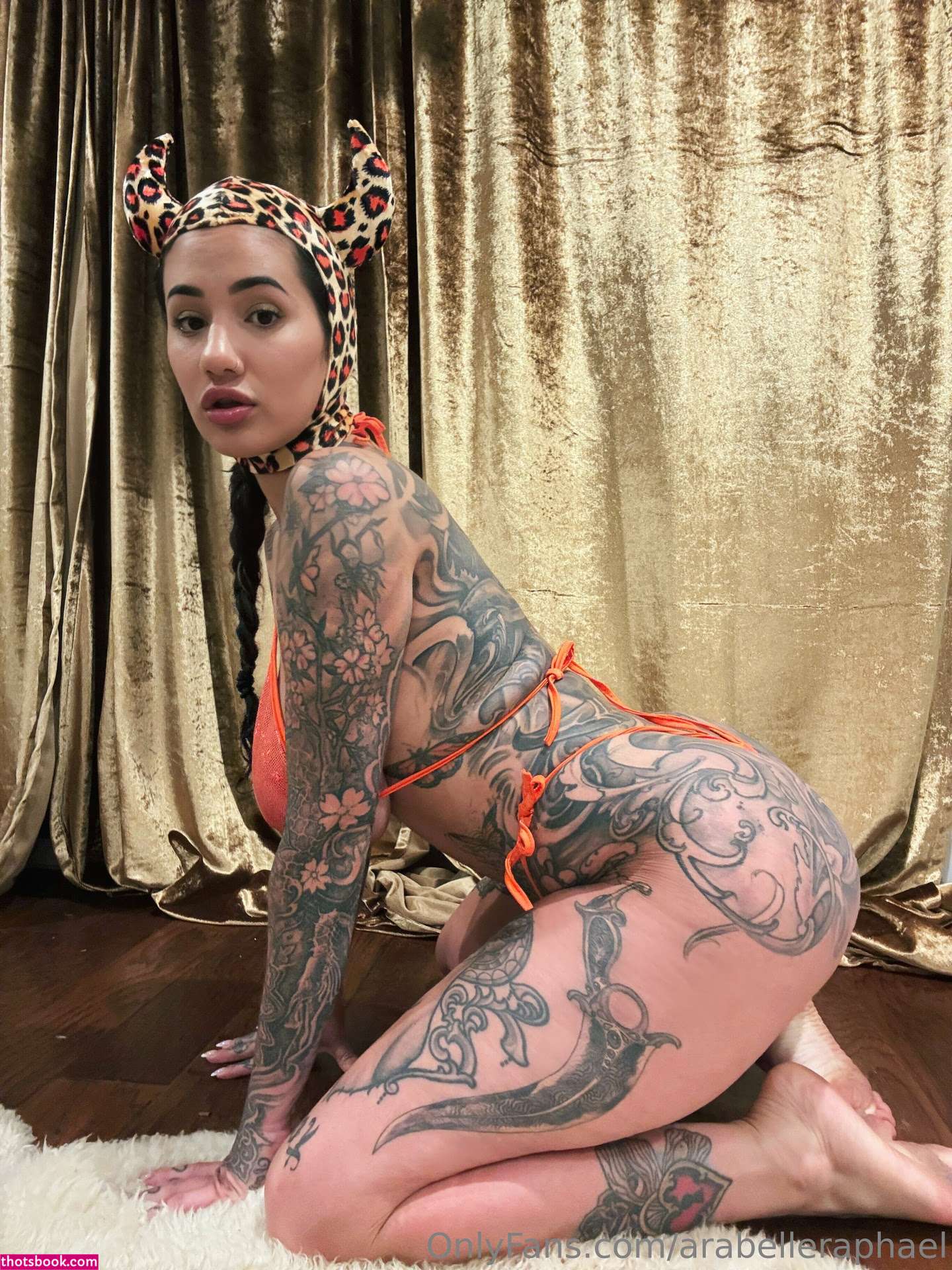 Arabelle Raphael Photo #45