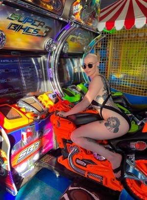 Comicbookgirl19 Photo #77