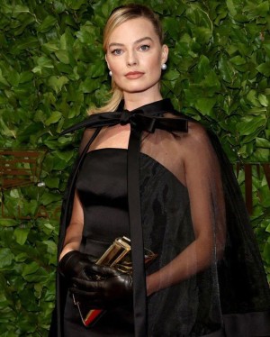 Margot Robbie Photo #84