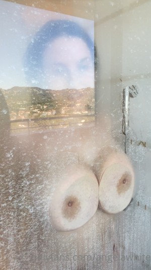 Angela White Photo #73