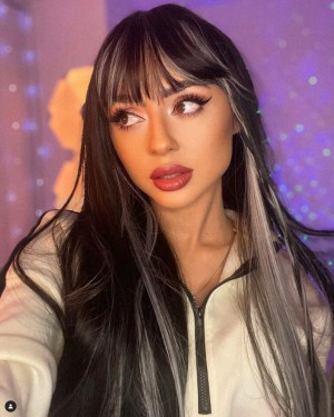 Angelmelly Photo #16