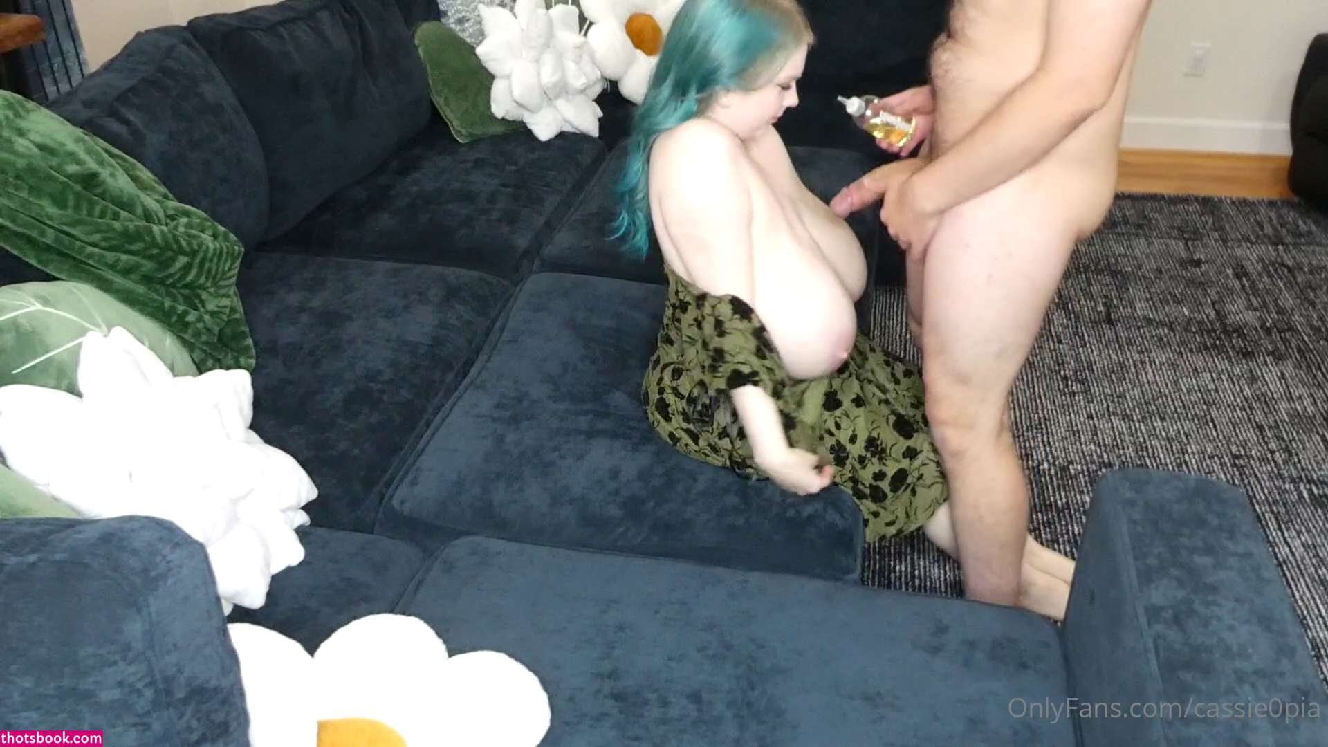 Cassie0pia Photo #117