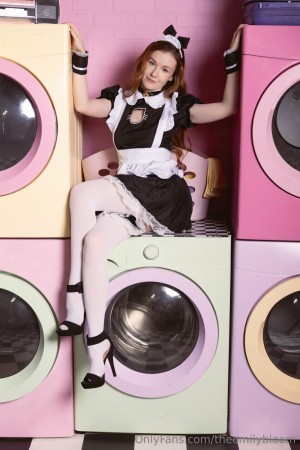 Emily Bloom Photo #256