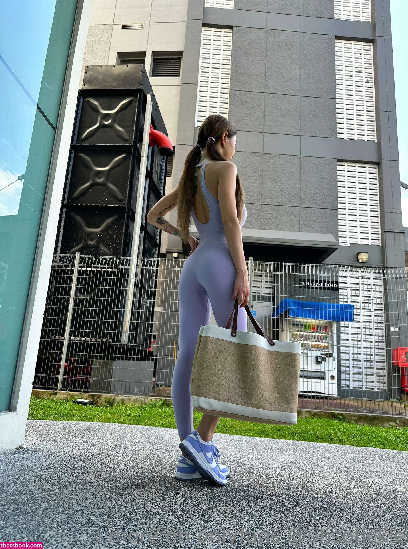 Tammy Tay Photo #100