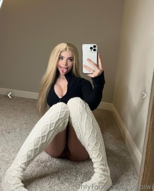 Grinchie Puppiwii Photo #103