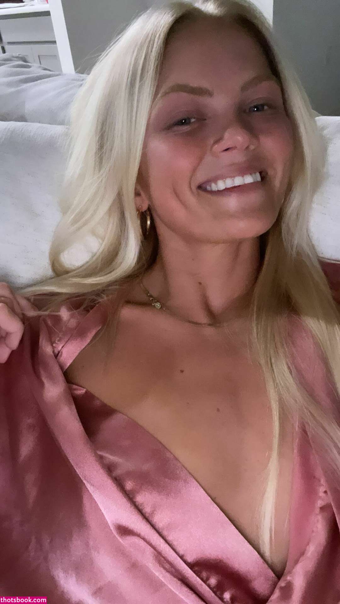 Nellie Cronen Photo #50