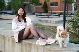 Wife In Pantyhose Photo #69