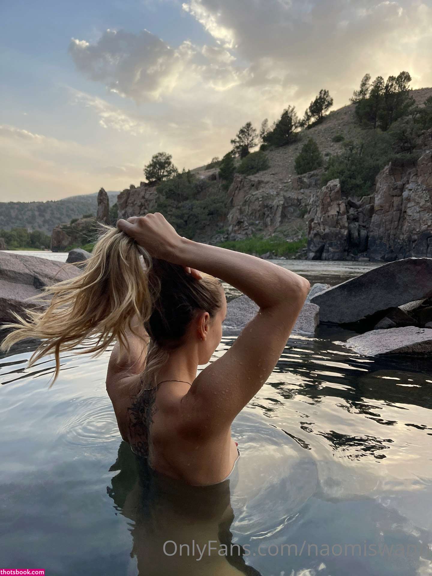 Naomi Swann Photo #13