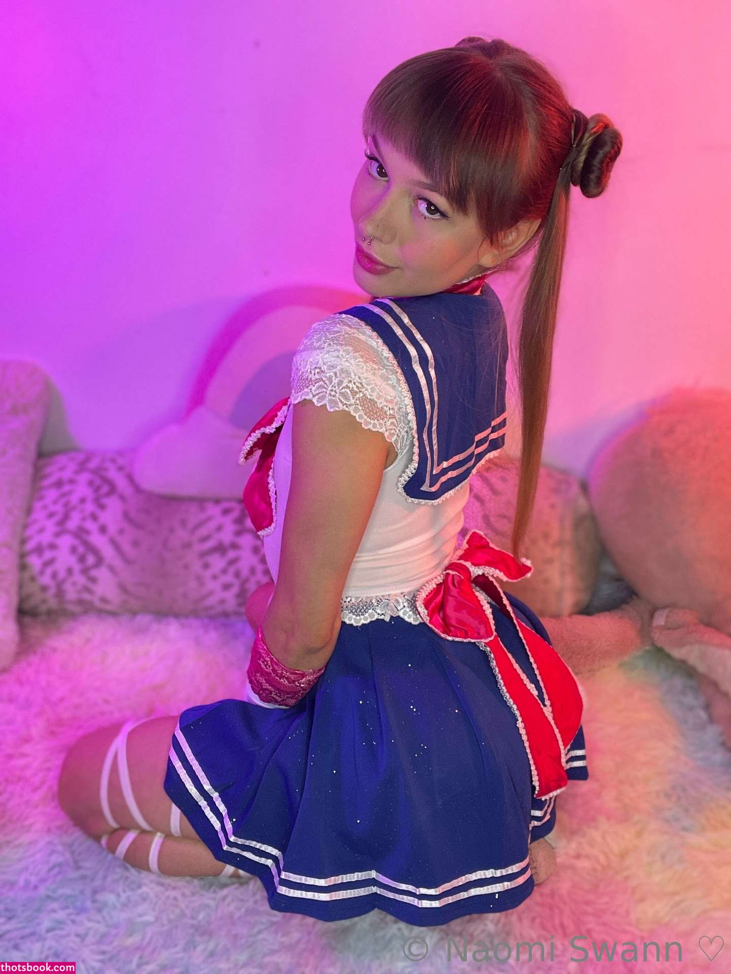 Naomi Swann Photo #67