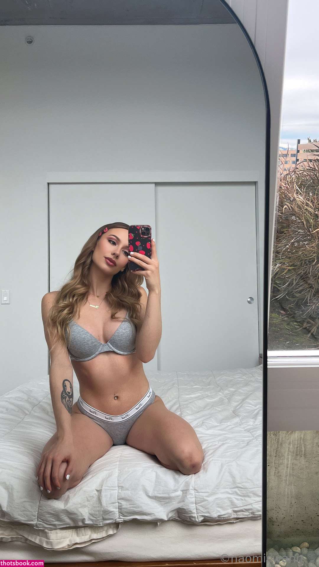 Naomi Swann Photo #129