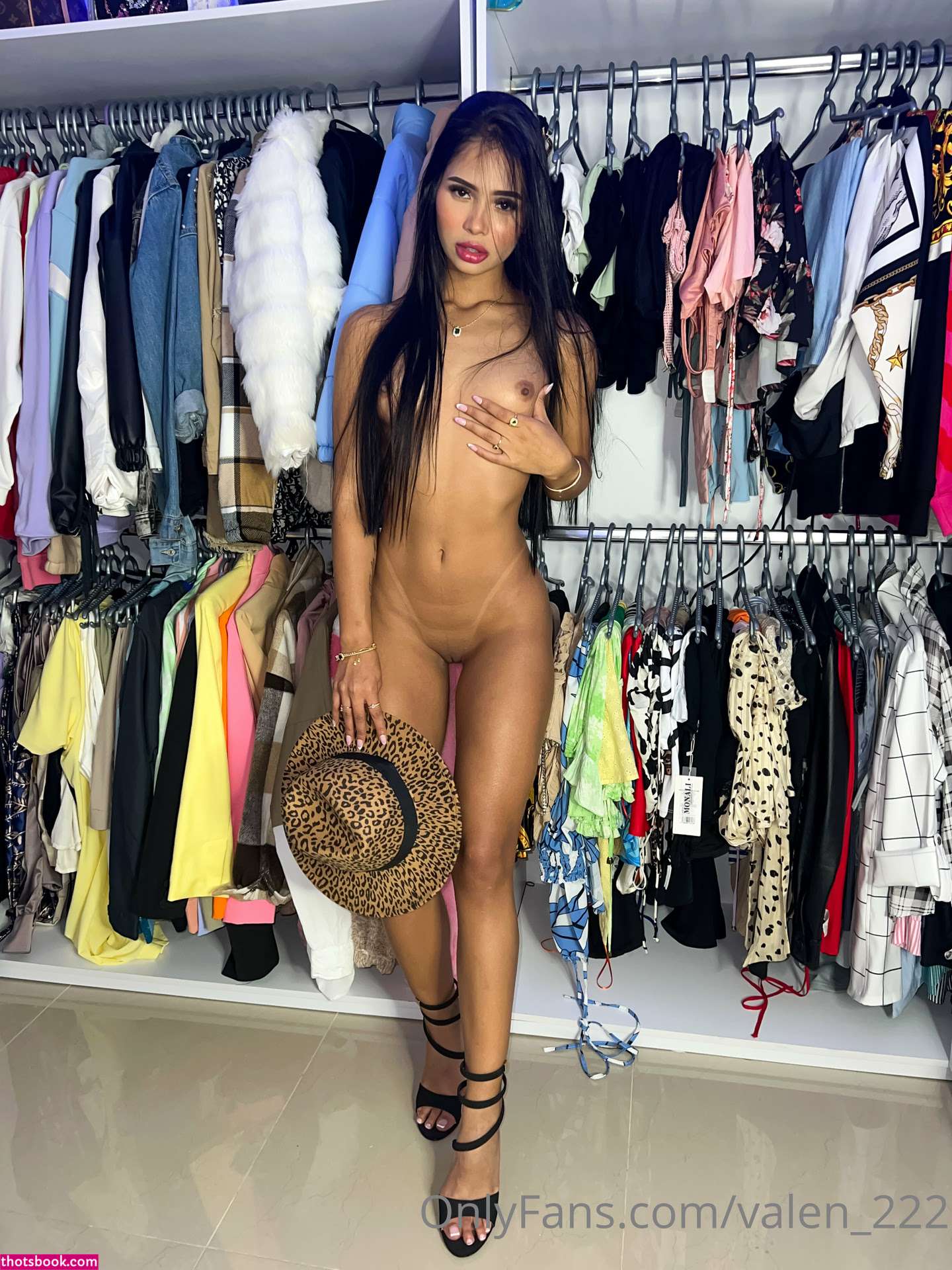 Valentina Mejia Photo #79