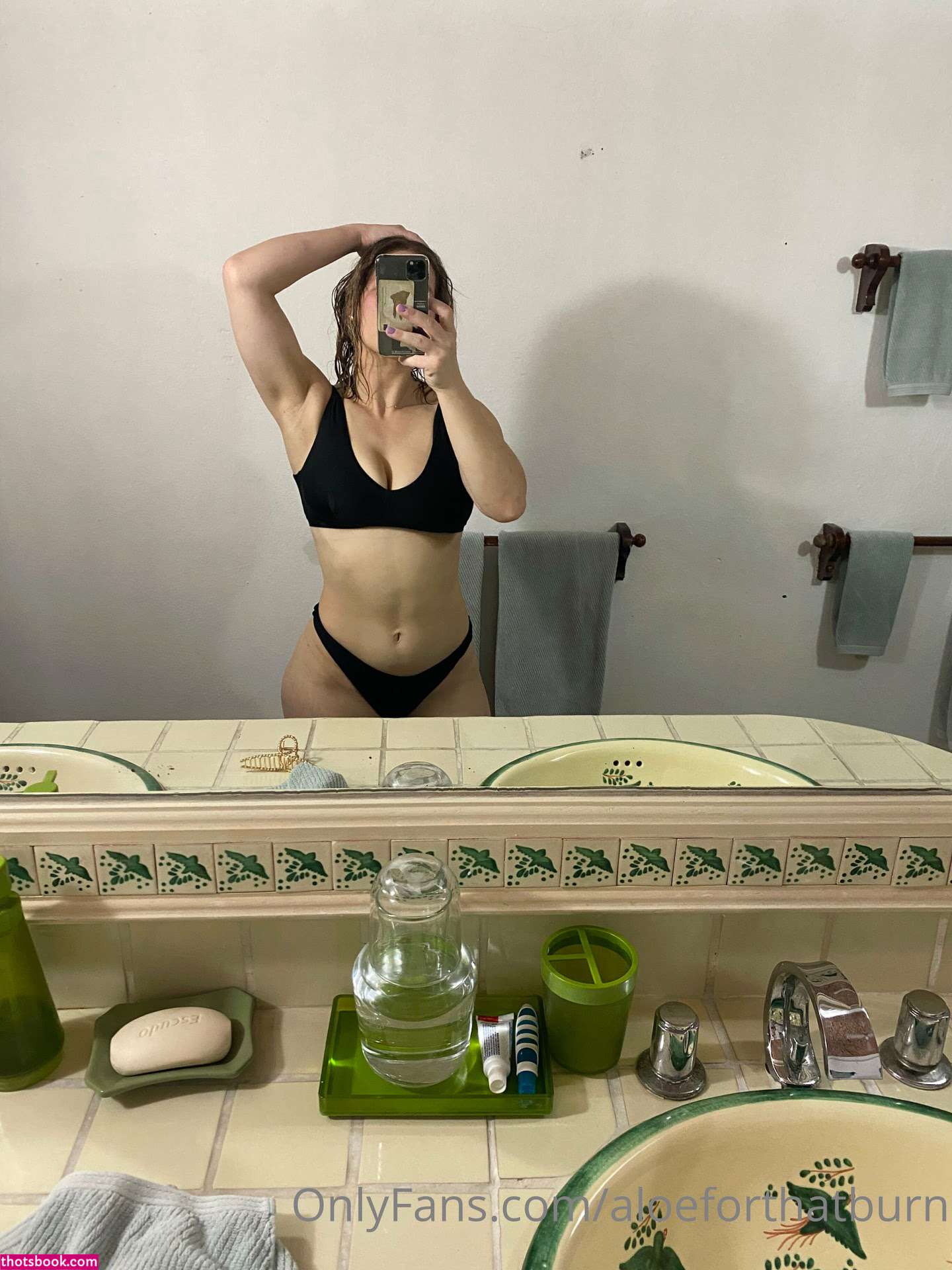 Aloeforthatburn Photo #124