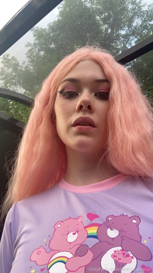 Levana Banana Photo #12