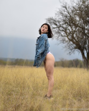 Yazmin Cabrera Photo #27