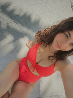 Gali Gool Photo #134