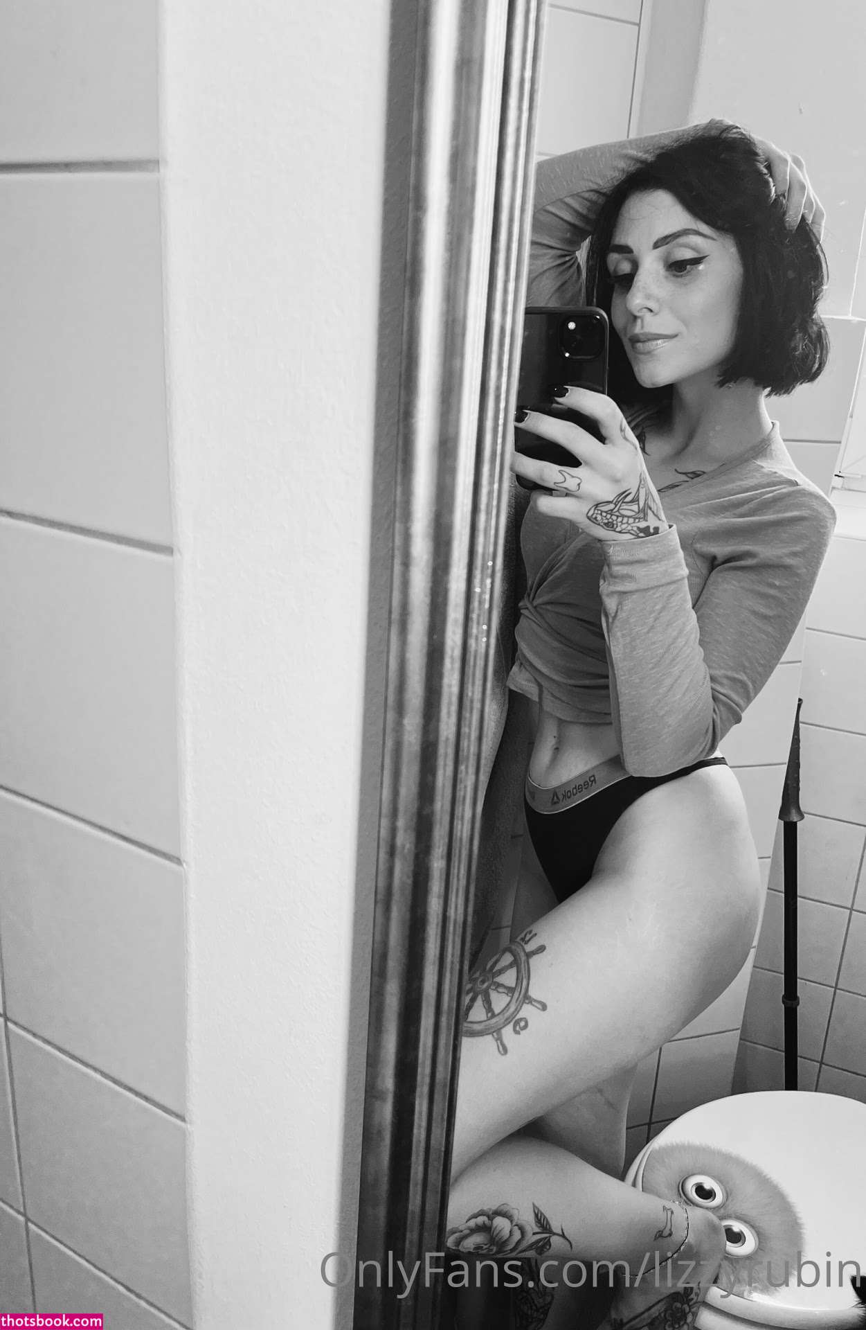 Lizzyrubin Photo #38