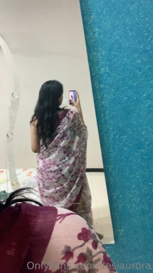 Desiaurora Photo #42