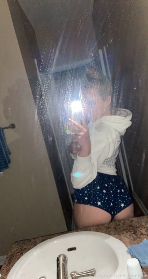 Evie Erikson Photo #37