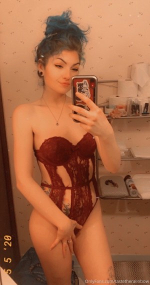 simplyalliie Photo #12