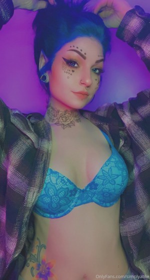 simplyalliie Photo #24