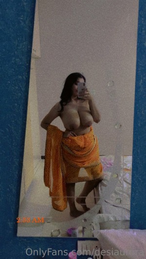 Desiaurora Photo #114