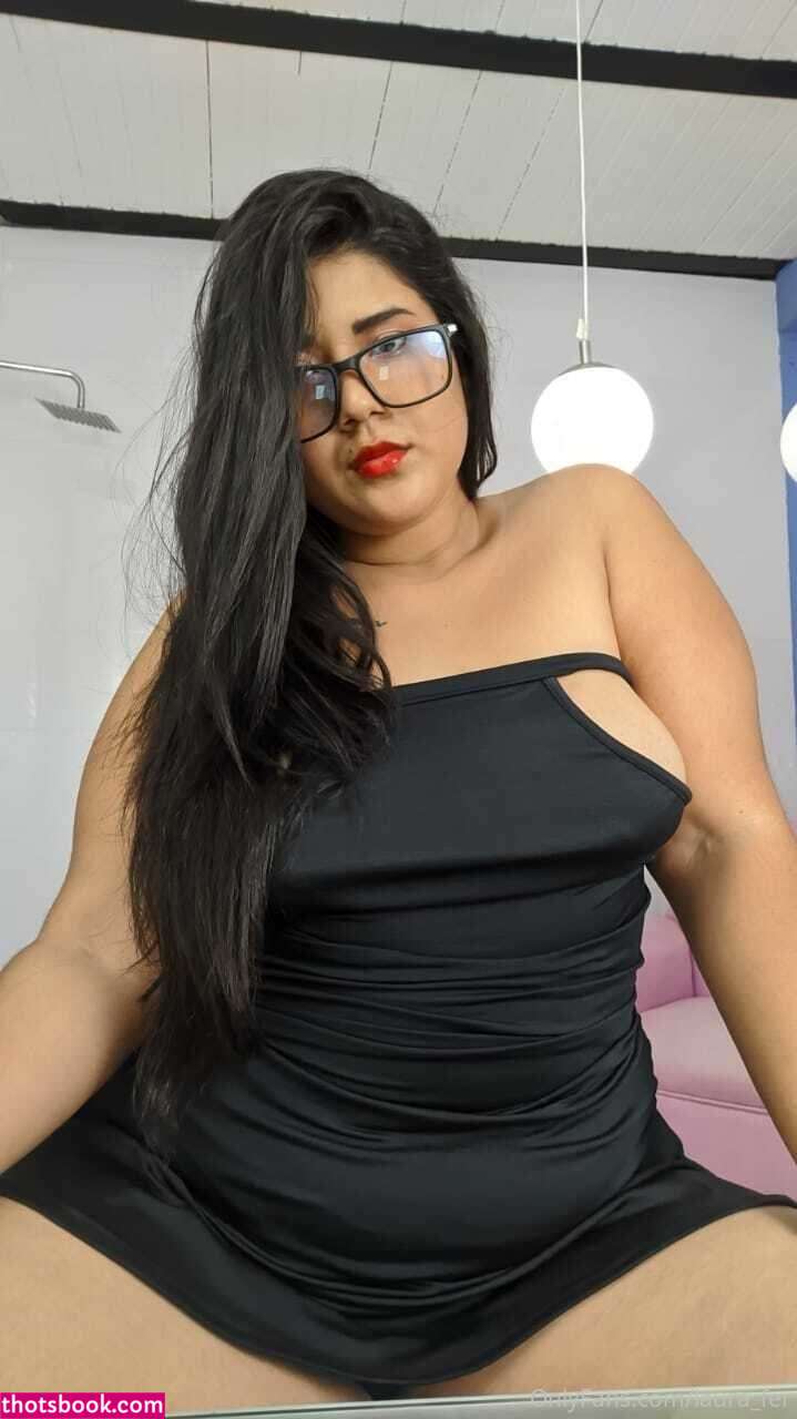 Laura Bernal Photo #102