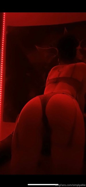 simplyalliie Photo #105