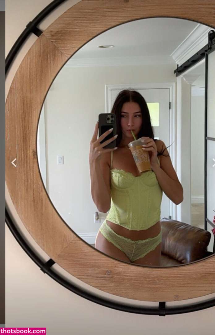 Ellie Vandeel Photo #65