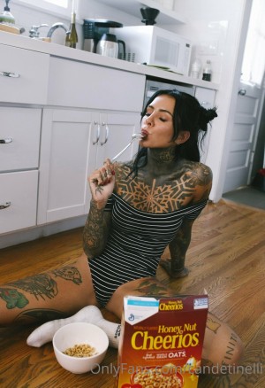 Candelaria Tinelli Photo #53