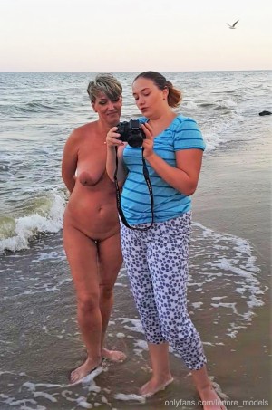 Lovely Lenore Photo #127